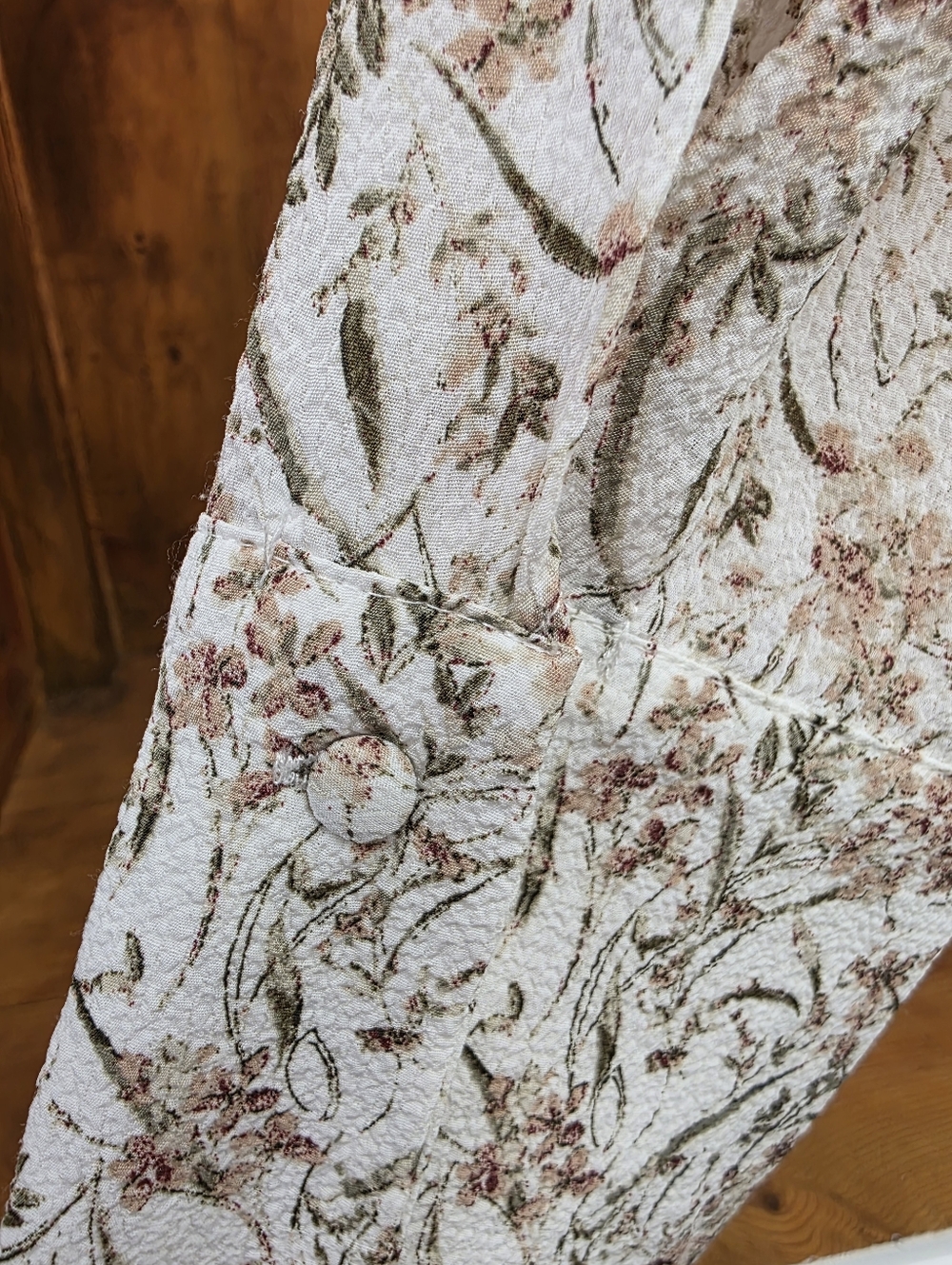 RW&CO Floral Tie Neck Blouse | Size Large | Romantic Boho Lightweight Top - Picture 14 of 16